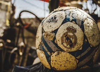 عمان اليوم - مدافع ريال مدريد يُدان بالقيادة تحت تأثير الكحول ويُغرّم 14 ألفا و400 يورو
