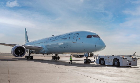  عمان اليوم - الاتحاد للطيران تحتفل باكتمال عملية تبديل أنظمتها إلى تقنية "ألتيا" لنظام خدمات المسافرين