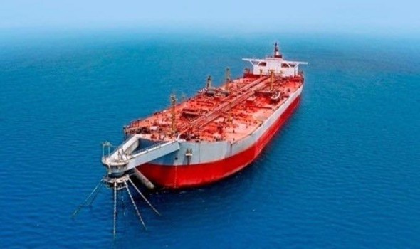 السلطات الإيرانية تحتجز سفينة نفط أميركية قبالة سواحل عمان
