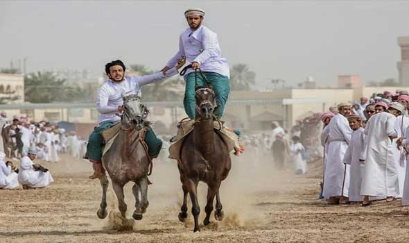  عمان اليوم - ثمانية أشواط في السباق الثامن للخيول العربية للاتحاد العُماني للفروسية بمضمار الرحبة في ولاية بركاء