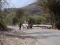  عمان اليوم - غارات جوية مكثفة تعزّز تقدم القوات الحكومية اليمنية في مأرب والجوف وتصعد المعارك في تعز