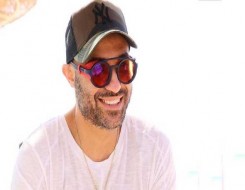 عمان اليوم - أحمد فهمي سعيد بإيرادات فيلمه الجديد ويؤكد أن الكوميديا ملعبه المُفضل