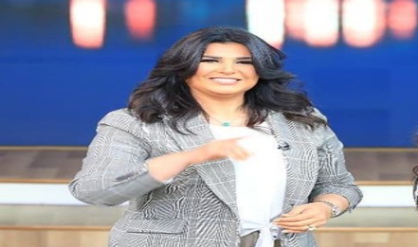 تكريم الإعلامية المصرية منى الشاذلي من مهرجان جرش للثقافة والفنون