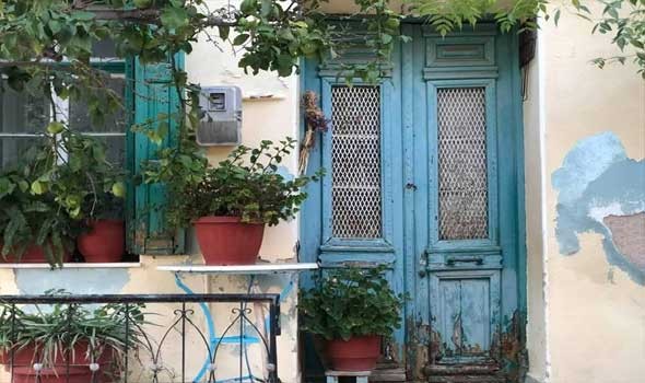  عمان اليوم - منازل صيفية حول العالم تمزج بين روعة التصميم وسحر الطبيعة