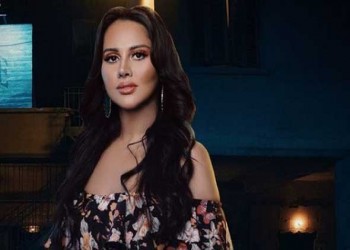  عمان اليوم - ياسمين رئيس تثير الجدل برسالة اعتذار لابنها حول والده