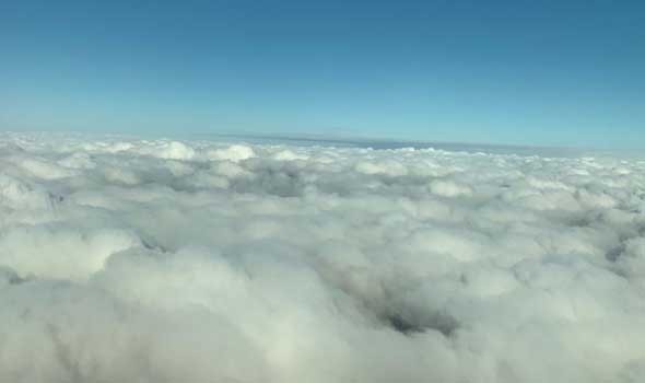  عمان اليوم - ضباب السحب يُعانق مناطق سواحل عُمان