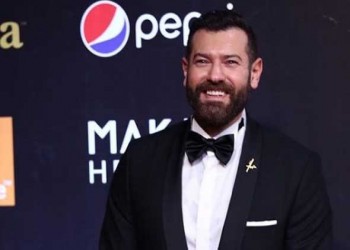  عمان اليوم - عمرو يوسف يهنئ كندة علوش بمسلسل خمسين خمسين ويشيد بأول حلقاته