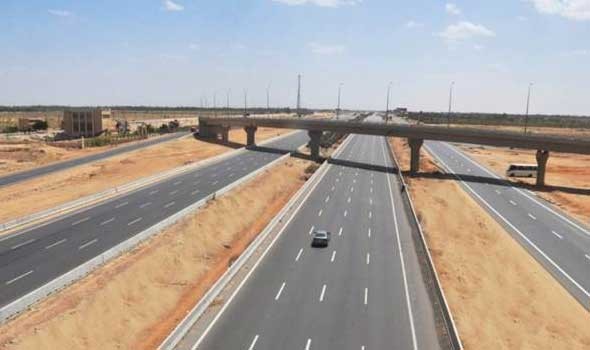  عمان اليوم - وزارة النقل العُمانية تنتهى من مسح وصيانة أكثر من 16 ألف كم من الطرق الأسفلتية والترابية خلال يونيو الماضي