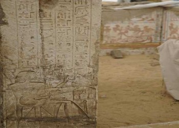  عمان اليوم - مصر تعلن اكتشاف ثلاث مقابر أثرية من عصر الدولة الحديثة في سقارة