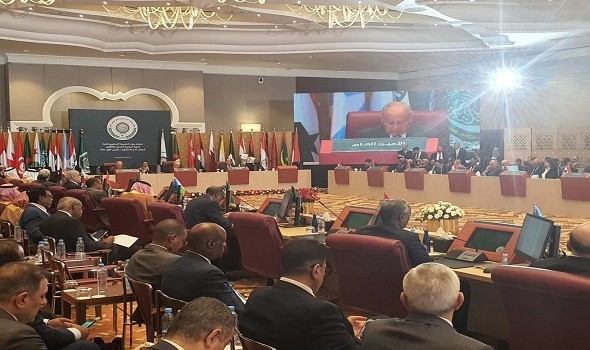  عمان اليوم - توافد الزعماء العرب إلى الجزائر لحضور القمة العربية التي تنطلق اليوم بإدانة الحوثي والتدخلات الخارجية