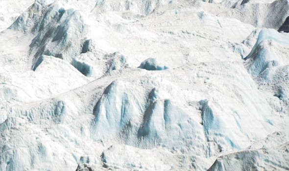 تحرك أكبر جبل جليدي في العالم بعد 30 عاماً من ثباته