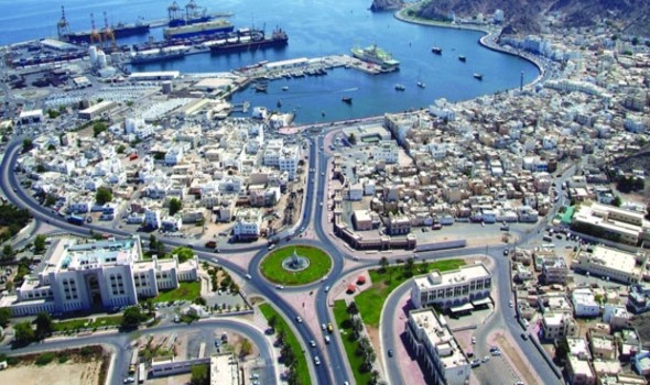  عمان اليوم - بيرسيه يُدشّن طابعًا تذكاريًّا مشتركًا احتفالًا بمرور 50 عامًا على العلاقات العُمانية السويسرية