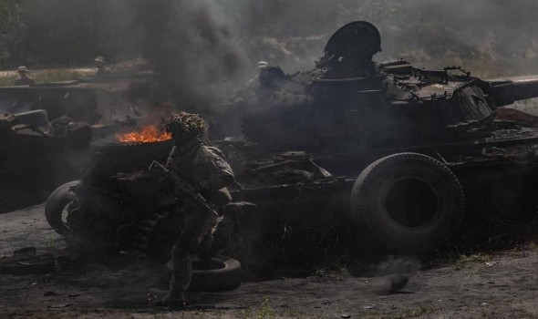  عمان اليوم - القوات الروسية تشّن 4 ضربات صاروخية و62 غارة و3600 هجوم على أوكرانيا وكييف تعطل محطتي كهرباء في إنرهودار