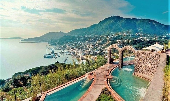  عمان اليوم - أفضل جزر إيطاليا السياحية للاستمتاع بعُطلة رومانسية في 2024