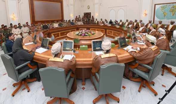  عمان اليوم - آمر كلية الدفاع الوطني يستقبل وفد بنغلاديشي في زيارة رسمية لسلطنة عمان