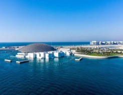  عمان اليوم - جزيرة السعديات في أبوظبي وجهة رائدة لعشّاق الحياة البحرية والبرية