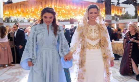  عمان اليوم - إطلالات لا تنسى ارتدتها عاشقات الموضة خلال 2023 وخطفن بها الأنظار