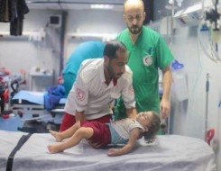  عمان اليوم - الهلال الأحمر الفلسطيني يجلى جرحى ومرضى من المستشفى المعمداني