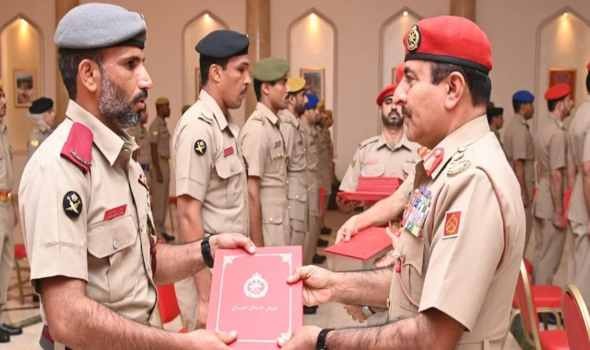  عمان اليوم - قائد الجيش العُماني يلتقي بمسؤولين عسكريين من باكستان