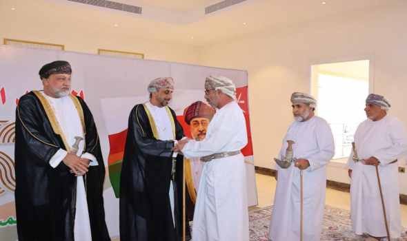  عمان اليوم - محافظ جنوب الباطنة يقيم حفل استقبال بمناسبة العيد الوطني الـ ٥٣ المجيد