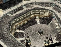  عمان اليوم - السعودية تفرض غرامات تصل إلى 100 ألف ريال على محاولات الحج بتأشيرات الزيارة