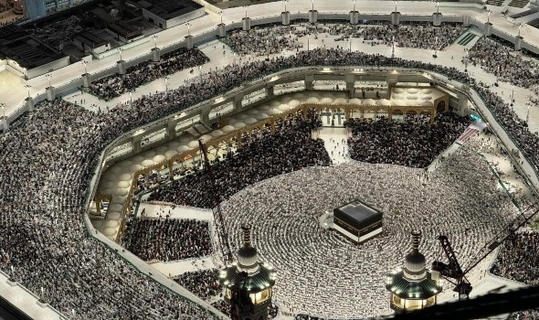  عمان اليوم - السعودية تفرض غرامات تصل إلى 100 ألف ريال على محاولات الحج بتأشيرات الزيارة