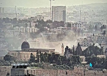 عمان اليوم - إسرائيل تدين "جنون النظام الإيراني" بعد سقوط شظايا صاروخ قرب المسجد الأقصى