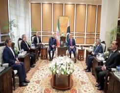  عمان اليوم - خلافات كبرى بين الولايات المتحدة وإيران تشمل النووي وهرمز وحلفاء طهران والعقوبات ولبنان