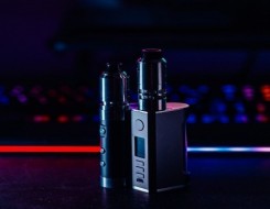  عمان اليوم - السيجارة الإلكترونية تسببت بثقوب سوداء في أسنان امرأة