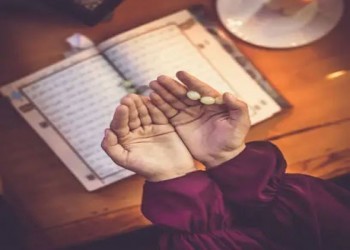  عمان اليوم - أذكار المساء كاملة وأهم الأدعية المستحبة قبل النوم