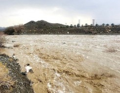  عمان اليوم - أمطار رعدية غزيرة ومتوسطة تتسبب في جريان الأودية والشعاب بشمال الشرقية في عُمان
