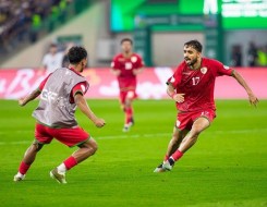  عمان اليوم - العراق وعُمان يفتتحان خليجي 27 بتعادل مثير 1-1 في جدة ويحصدان أول نقطة في المجموعة الأولى