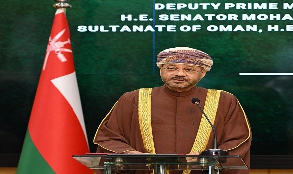  عمان اليوم - بدر البوسعيدي وإسحاق دار يبحثان تعزيز التعاون الاقتصادي بين عُمان وباكستان